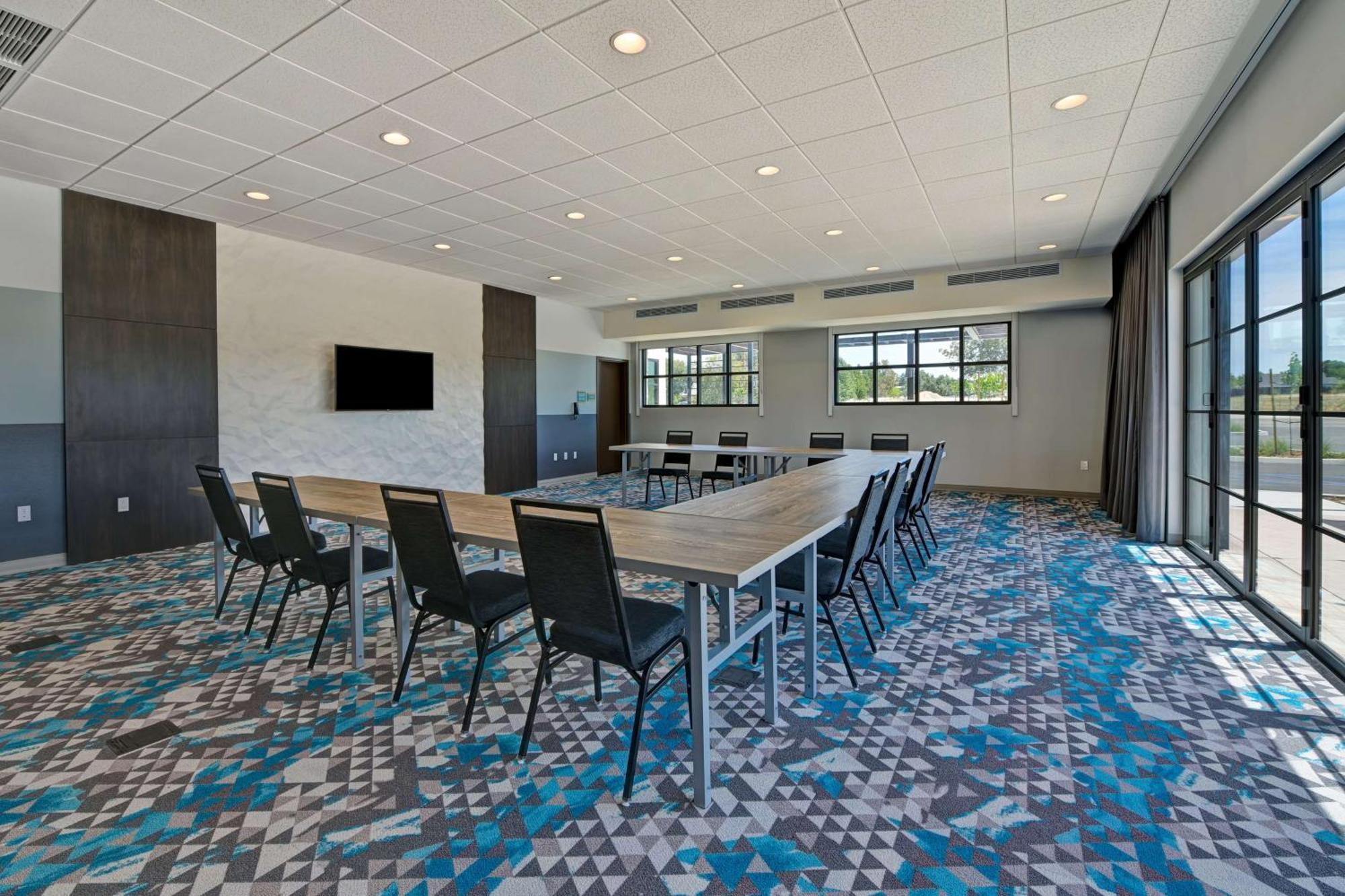 Home2 Suites By Hilton Atascadero, Ca Exteriér fotografie